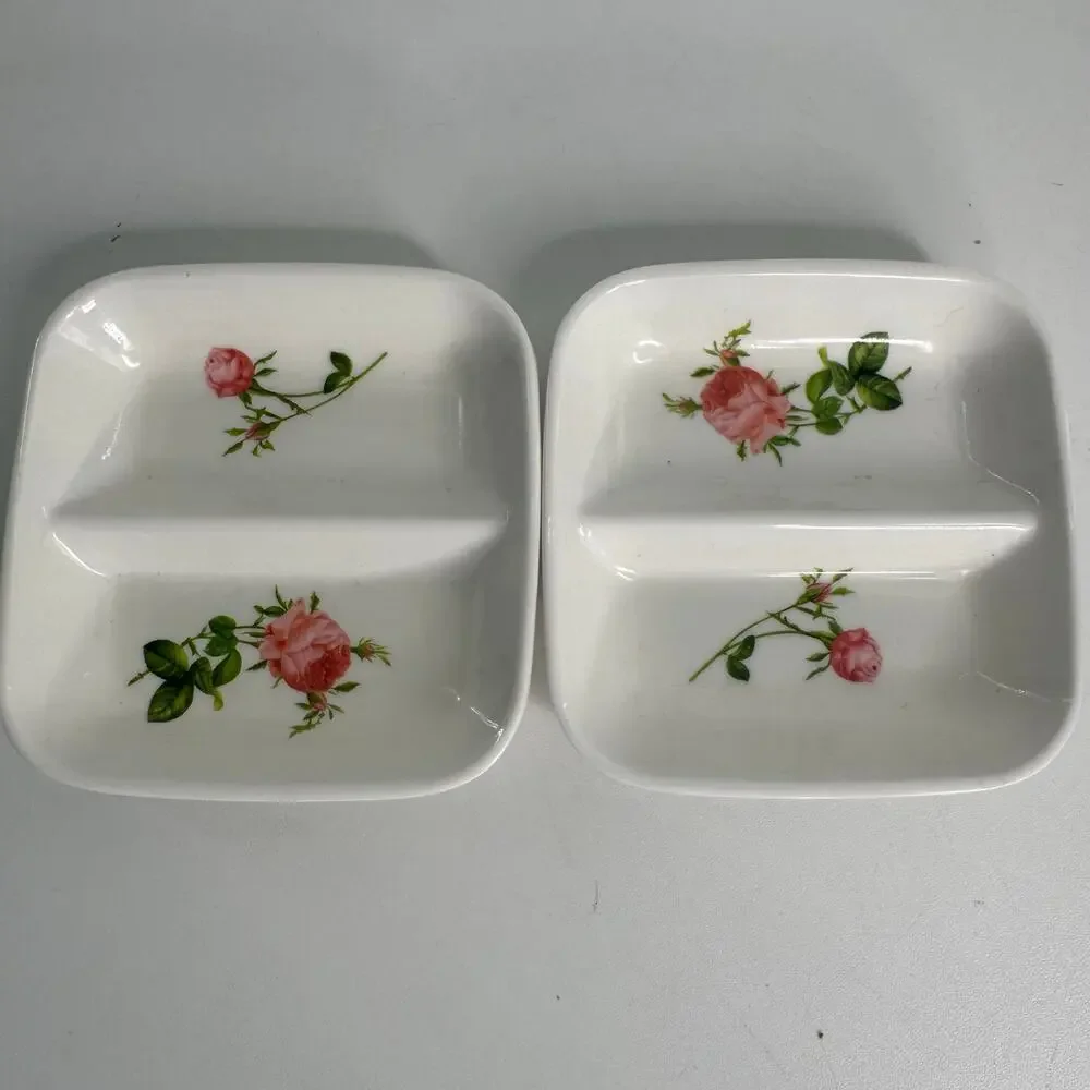 Set of 2 Vintage Melamine White Floral Trinket Ring Dishes